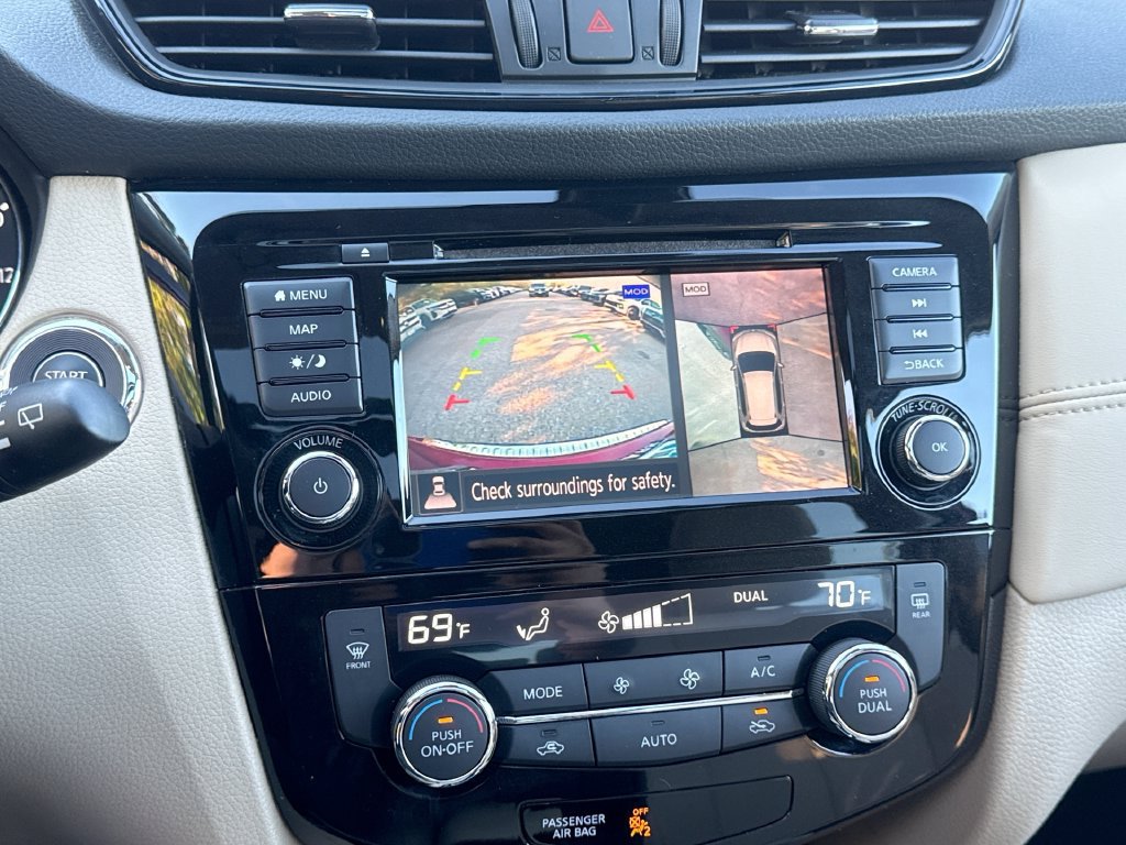 Used 2020 Nissan Rogue SL w/ Premium Package FWD image 24