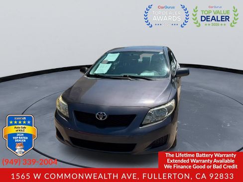 Used 2010 Toyota Corolla LE FWD image 3