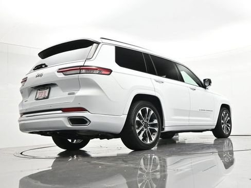 Used 2023 Jeep Grand Cherokee L Overland AWD/4WD image 23