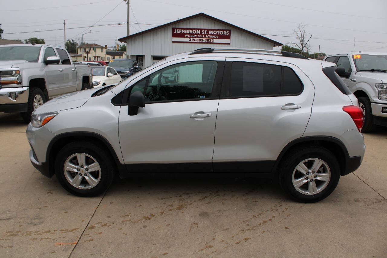 Used 2021 Chevrolet Trax LT AWD/4WD image 1