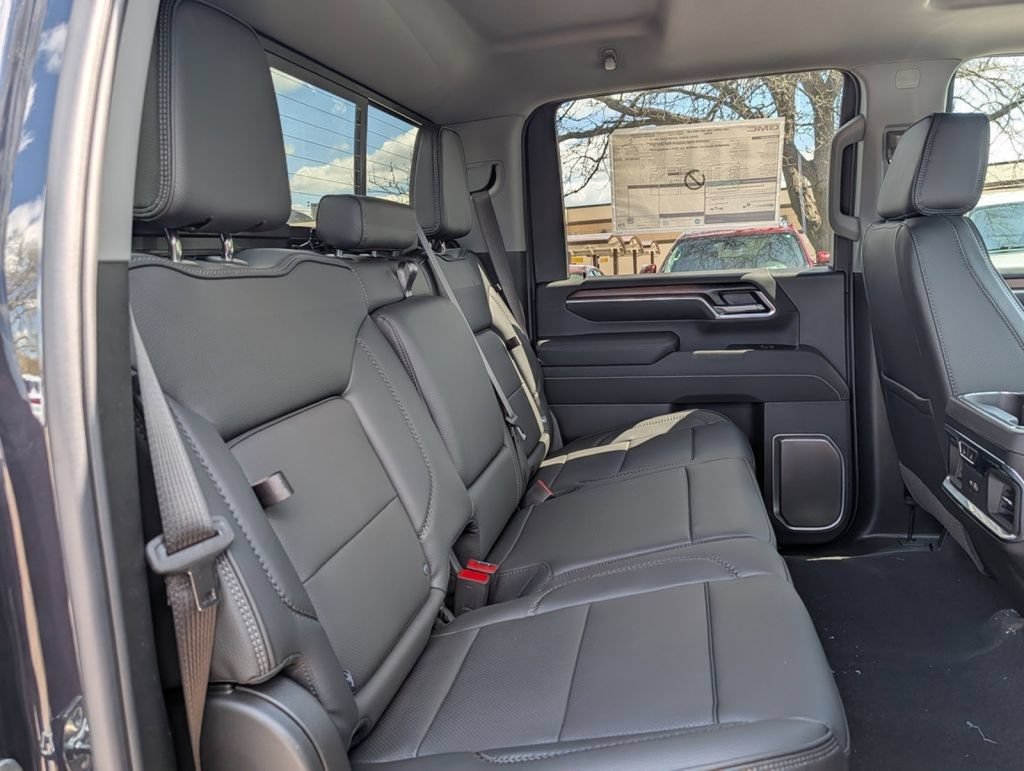 New 2026 GMC Sierra 3500 Denali w/ Denali Reserve Package AWD/4WD image 30