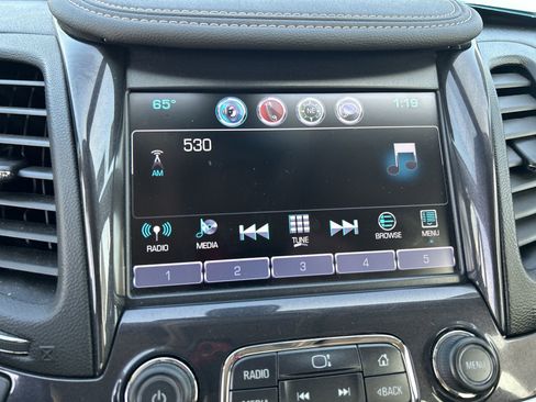 Used 2017 Chevrolet Impala LT image 12