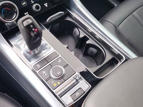 Used 2020 Land Rover Range Rover Sport HST image 20