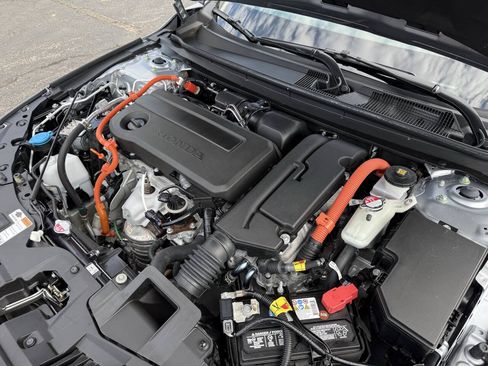 Used 2024 Honda Accord Touring image 13