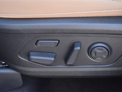 New 2025 Kia Sorento SX Prestige w/ Olive Brown Leather Package image 27