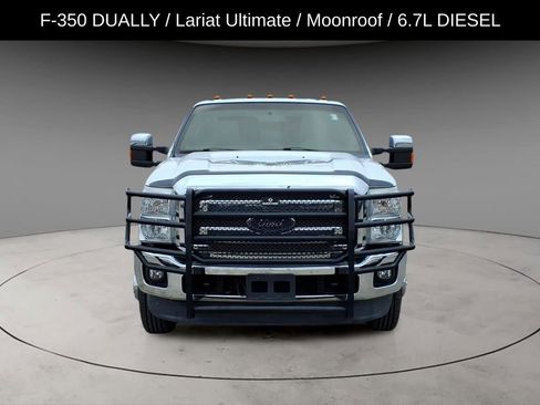 Used 2016 Ford F350 Lariat w/ Lariat Ultimate Package image 15