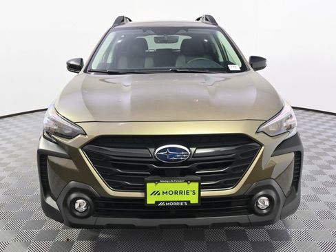 Used 2025 Subaru Outback Onyx Edition image 10