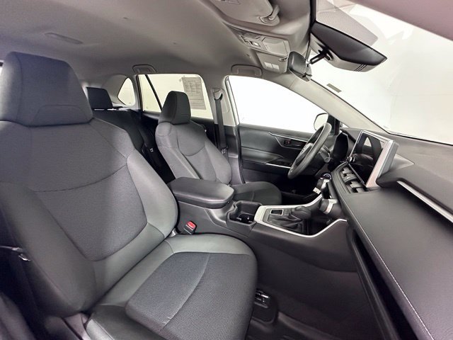 Used 2023 Toyota RAV4 LE AWD/4WD image 25