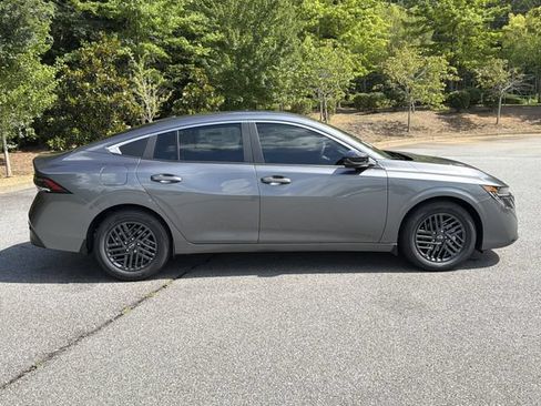 New 2026 Nissan Sentra SV w/ SV Convenience Package FWD image 10