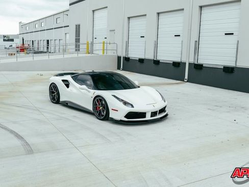 Used 2018 Ferrari 488 GTB RWD image 76