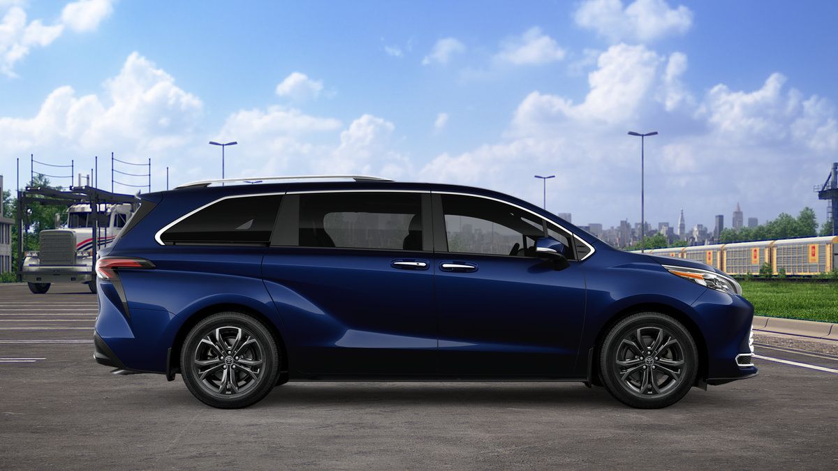 New 2026 Toyota Sienna Platinum AWD/4WD image 12