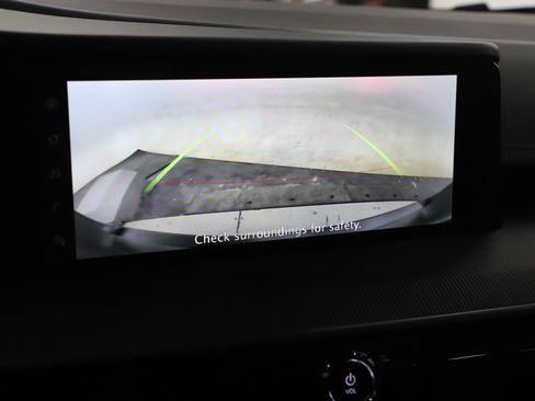 Used 2025 Nissan Murano SV AWD/4WD image 22