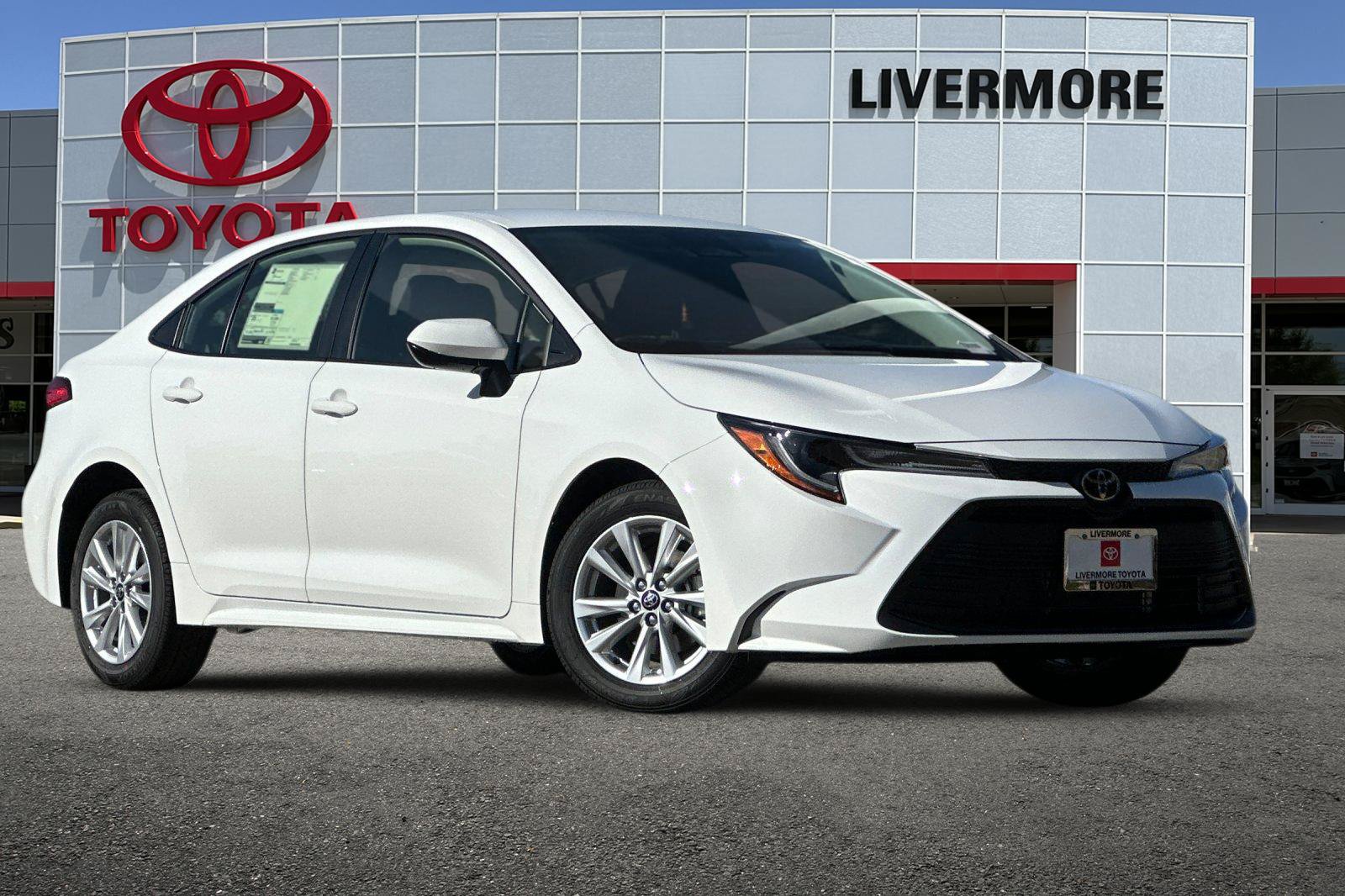New 2027 Toyota Corolla LE w/ LE Premium Package FWD image 2