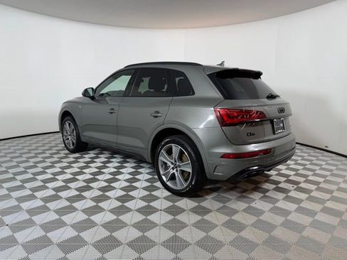Used 2025 Audi Q5 2.0T Premium w/ Convenience Plus Package image 5