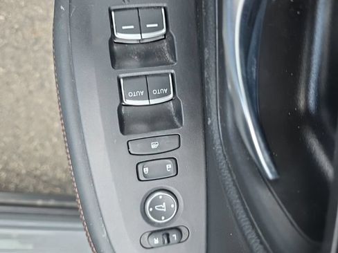 Used 2024 Honda HR-V Sport image 12