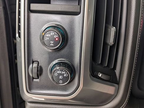 Used 2016 Chevrolet Silverado 1500 LTZ Z71 w/ LTZ Plus Package AWD/4WD image 21