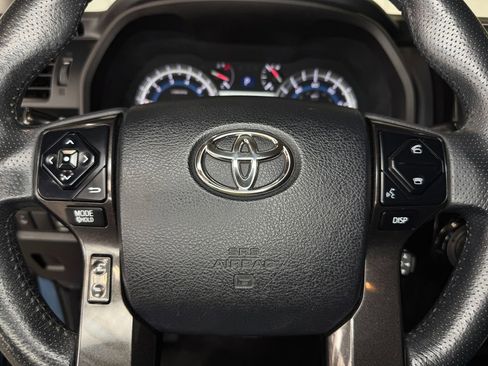 Used 2018 Toyota 4Runner TRD Pro AWD/4WD image 15