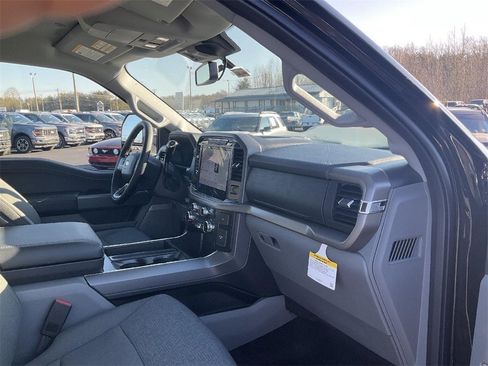 New 2025 Ford F150 XLT w/ Equipment Group 303A High image 10
