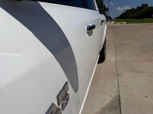 Used 2018 RAM 1500 Laramie w/ Convenience Group AWD/4WD image 70