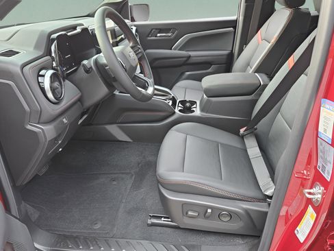 New 2026 Chevrolet Colorado Z71 w/ Technology Package image 6