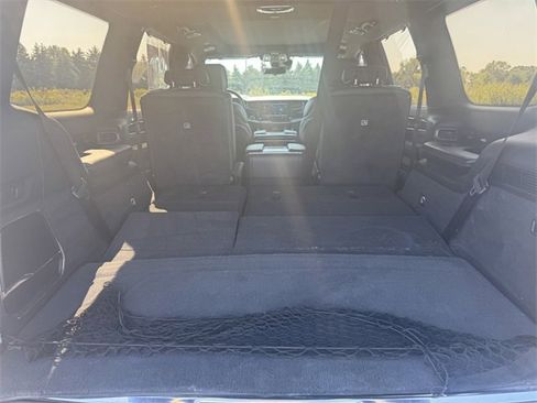 Used 2023 Jeep Grand Wagoneer Series III image 17
