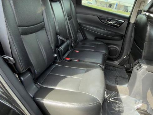 Used 2020 Nissan Rogue SL image 41