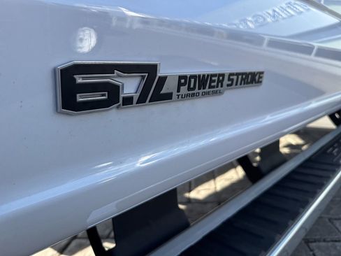 Used 2026 Ford F450 Lariat AWD/4WD image 11