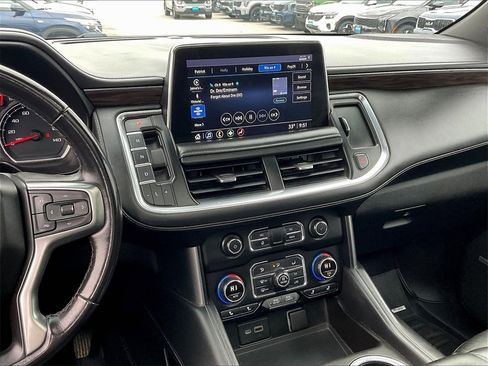 Used 2021 Chevrolet Tahoe Z71 w/ Max Trailering Package image 18