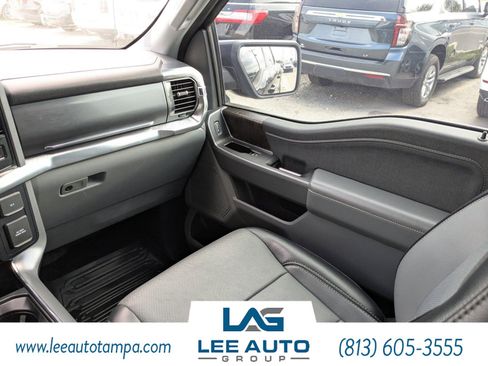 Used 2021 Ford F150 Lariat w/ FX4 Off-Road Package image 17