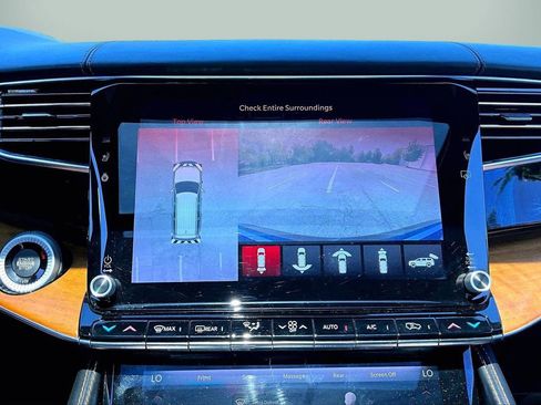 Certified 2022 Jeep Grand Wagoneer Series III AWD/4WD image 14