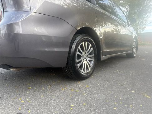 Used 2018 Toyota Sienna XLE Premium image 22