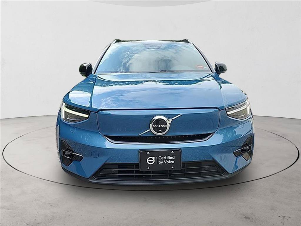 Certified 2023 Volvo XC40 Recharge Ultimate w/ Protection Package Premier AWD/4WD image 8