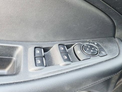 Used 2024 Ford Edge SEL image 32