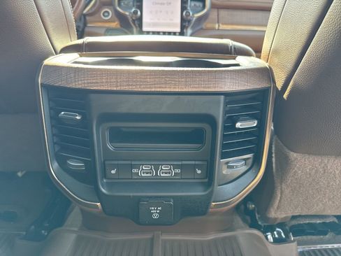 Used 2024 RAM 2500 Limited image 22