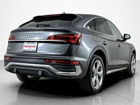 Used 2023 Audi Q5 2.0T Premium w/ Convenience Package image 5