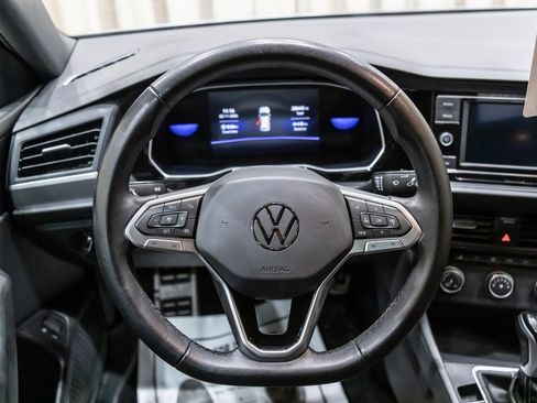 Used 2024 Volkswagen Jetta Sport image 14