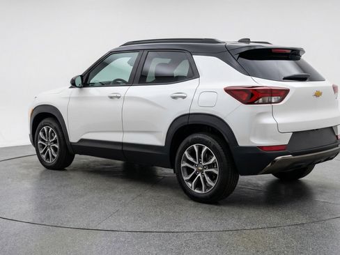 Used 2025 Chevrolet TrailBlazer LT image 6