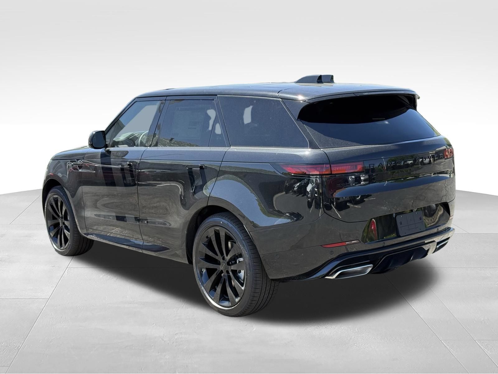 New 2026 Land Rover Range Rover Sport Dynamic SE AWD/4WD image 3