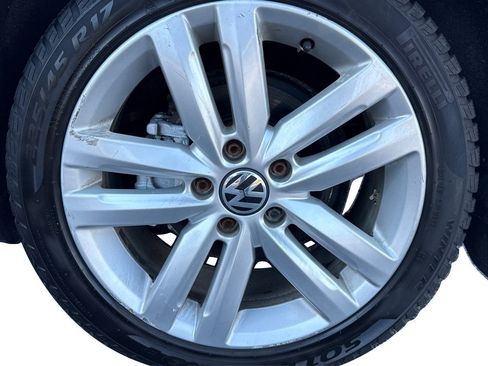 Used 2012 Volkswagen Golf TDI image 36