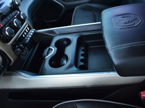 Used 2020 RAM 1500 Laramie image 24