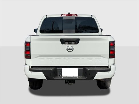New 2025 Nissan Frontier SV w/ SV Convenience Package image 4