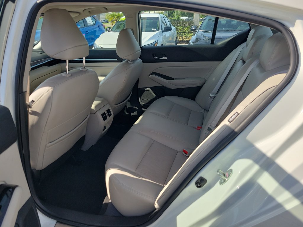 Certified 2022 Nissan Altima 2.5 SL FWD image 10