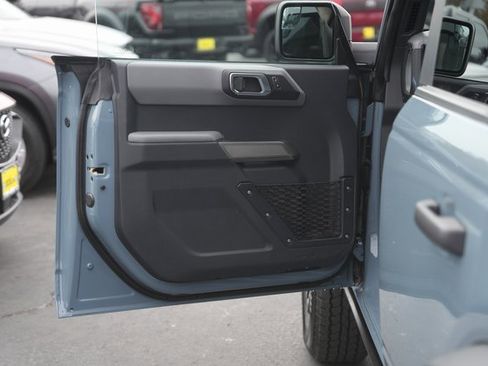 Certified 2021 Ford Bronco Black Diamond image 30