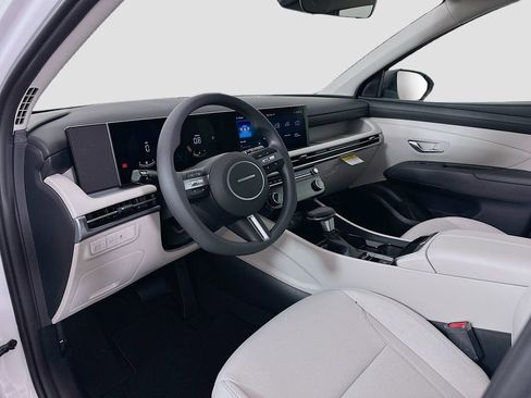 New 2026 Hyundai Tucson SEL image 9