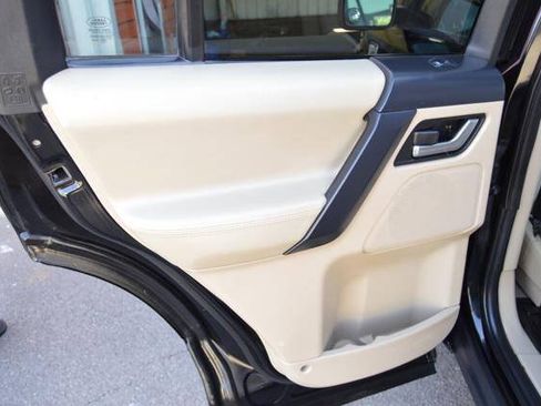 Used 2013 Land Rover LR2 HSE AWD/4WD image 55