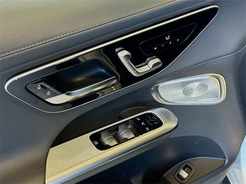 Certified 2024 Mercedes-Benz GLC 300 4MATIC image 18