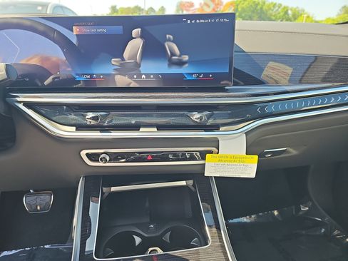 New 2026 BMW X5 xDrive50e w/ M Sport Package AWD/4WD image 22