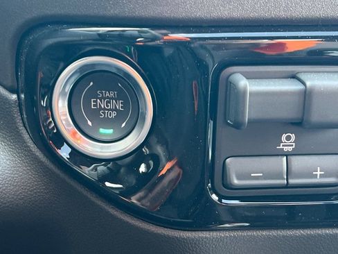 New 2026 Chevrolet Silverado 1500 LTZ AWD/4WD image 19