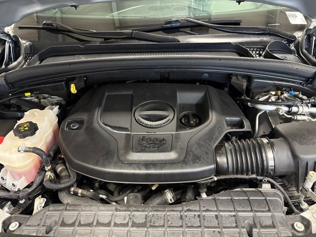 Used 2023 Jeep Grand Cherokee L Overland AWD/4WD image 31