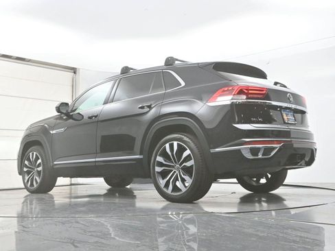 Used 2021 Volkswagen Atlas Cross Sport SEL Premium R-Line AWD/4WD image 32